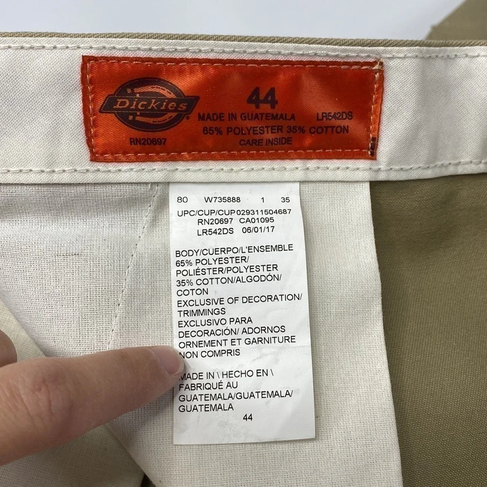 Dickies Cargo Tan Work Shorts NWT Size 44